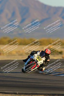 media/Jan-21-2023-CVMA (Sat) [[b9eef8ba1f]]/Race 12 Amateur Supersport Open/